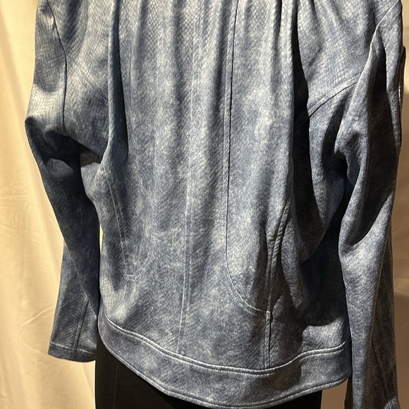 Medium blue double breasted zipper leather jacket snakeskin pattern nwt dressy - Picture 14 of 15